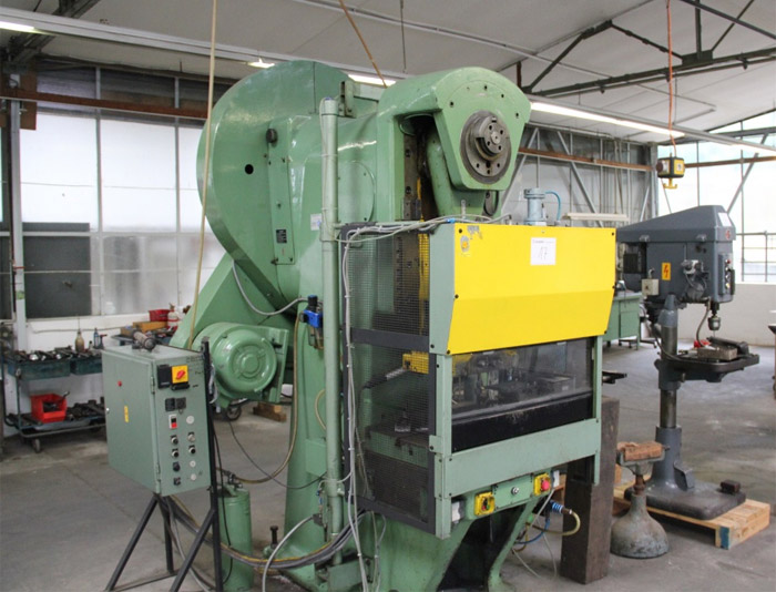 Used WEINGARTEN presses, die-casting machine & more | surplex